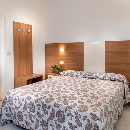 Hotel Vallechiara Lido Di Savio Eksteriør bilde