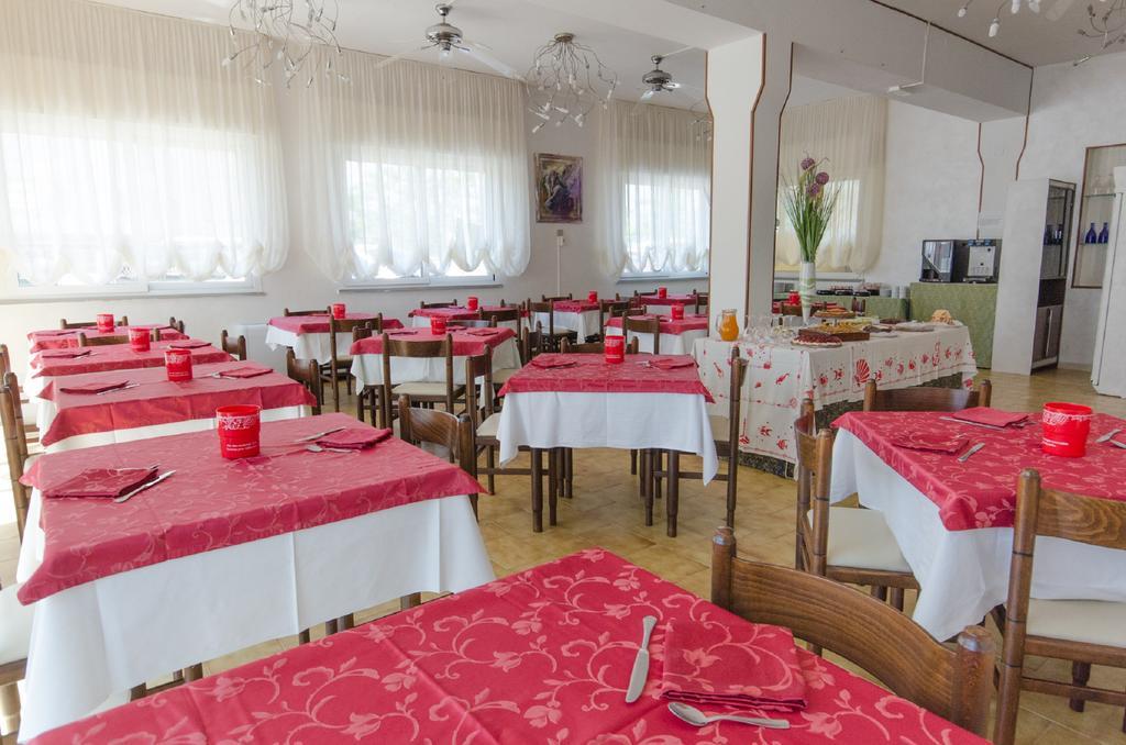 Hotel Vallechiara Lido Di Savio Eksteriør bilde
