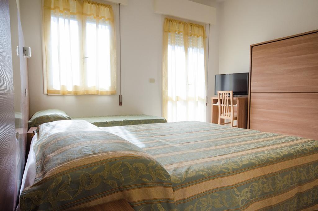 Hotel Vallechiara Lido Di Savio Eksteriør bilde