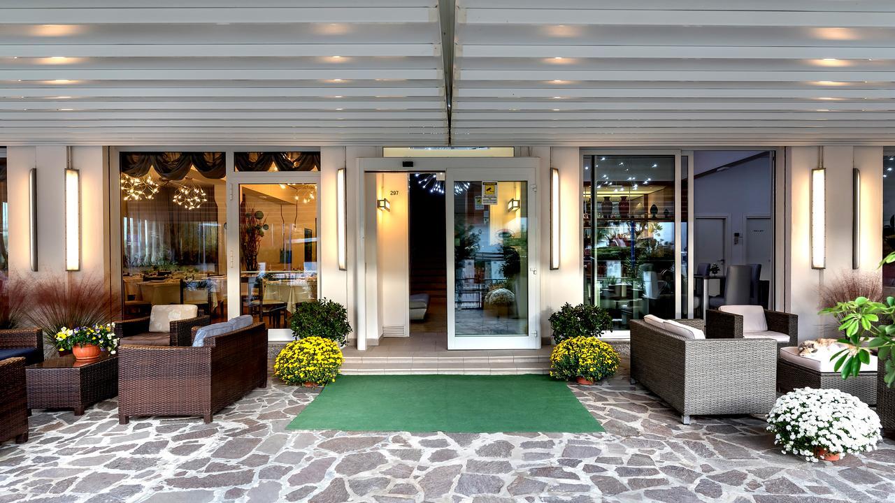 Hotel Vallechiara Lido Di Savio Eksteriør bilde