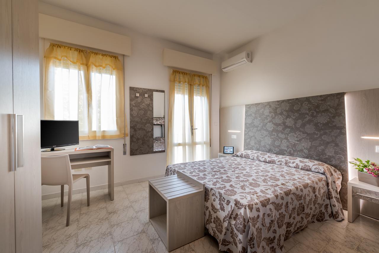 Hotel Vallechiara Lido Di Savio Eksteriør bilde