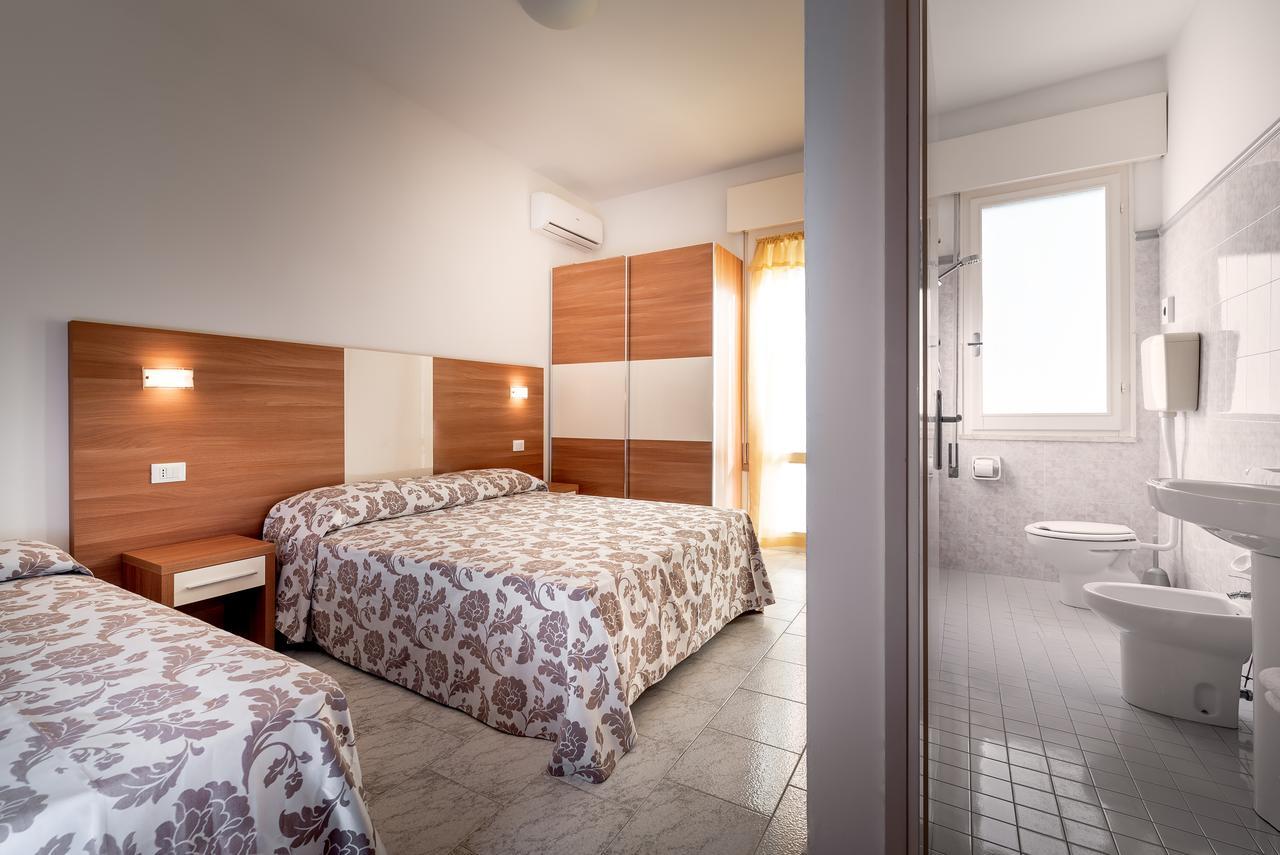 Hotel Vallechiara Lido Di Savio Eksteriør bilde
