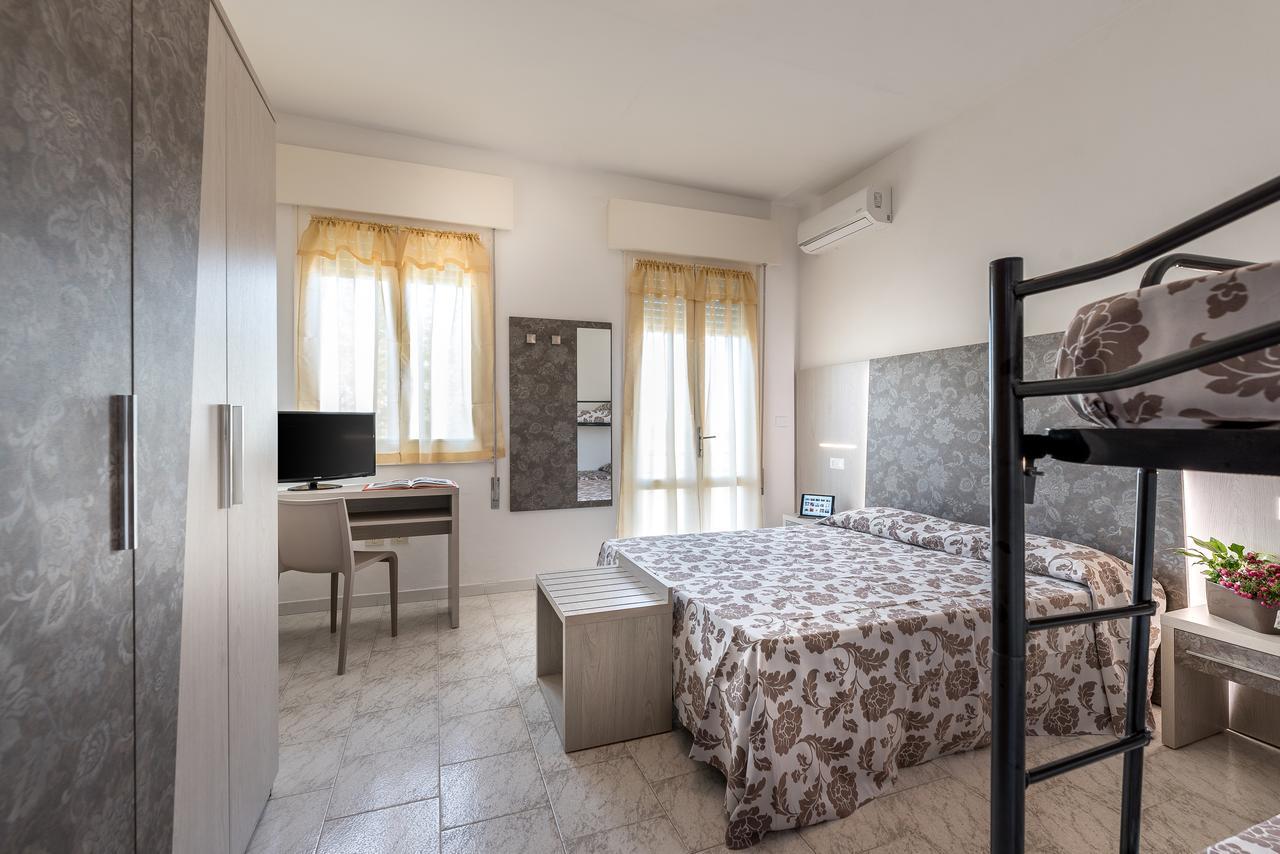 Hotel Vallechiara Lido Di Savio Eksteriør bilde