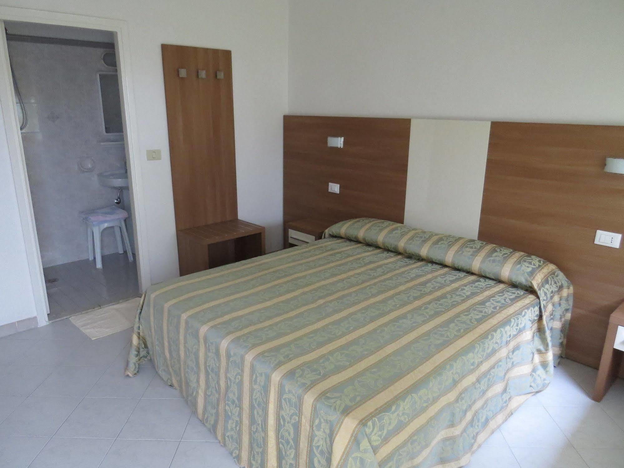 Hotel Vallechiara Lido Di Savio Eksteriør bilde