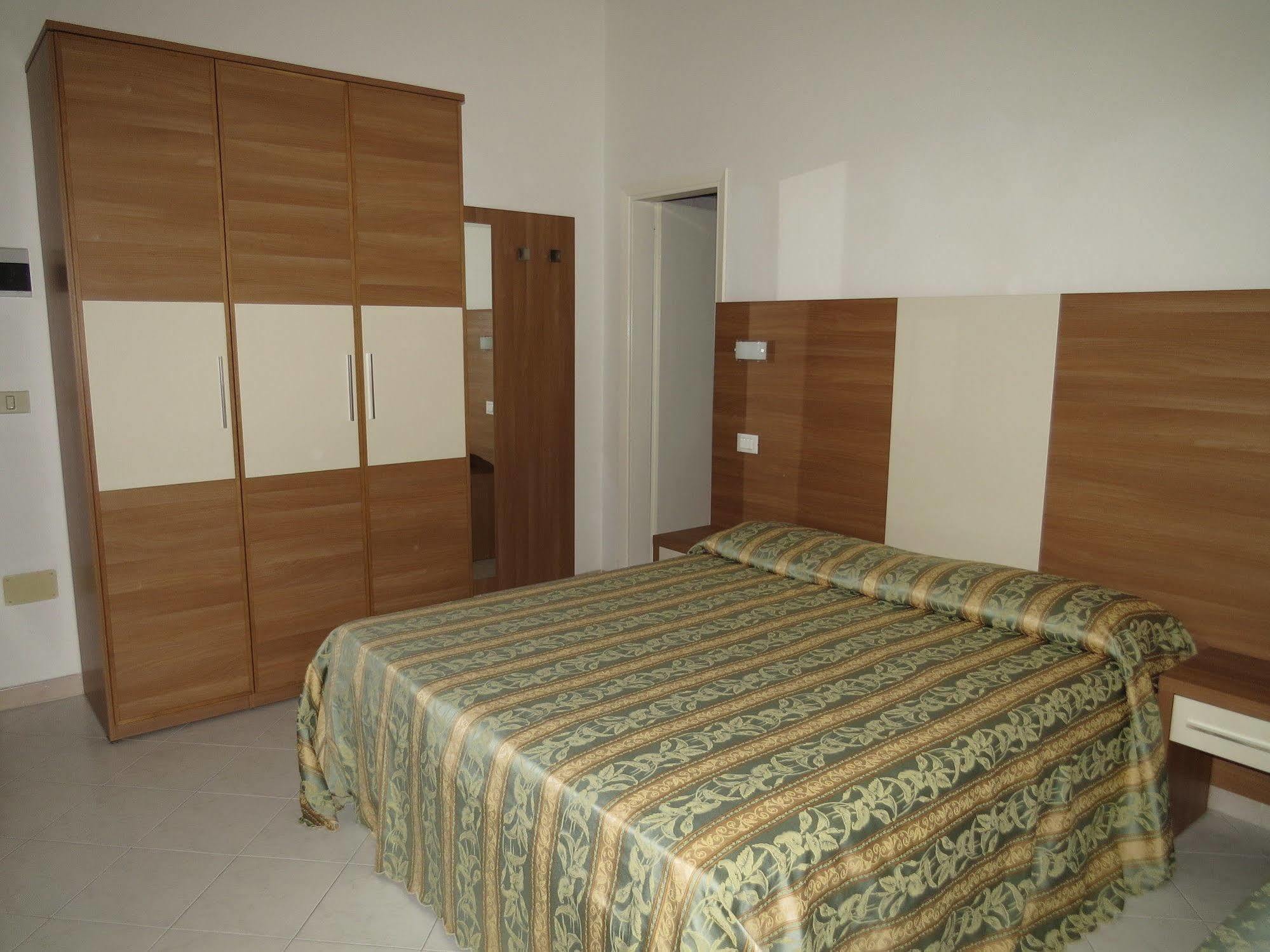 Hotel Vallechiara Lido Di Savio Eksteriør bilde